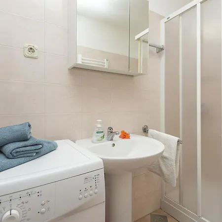 Radovic Apartman Labin